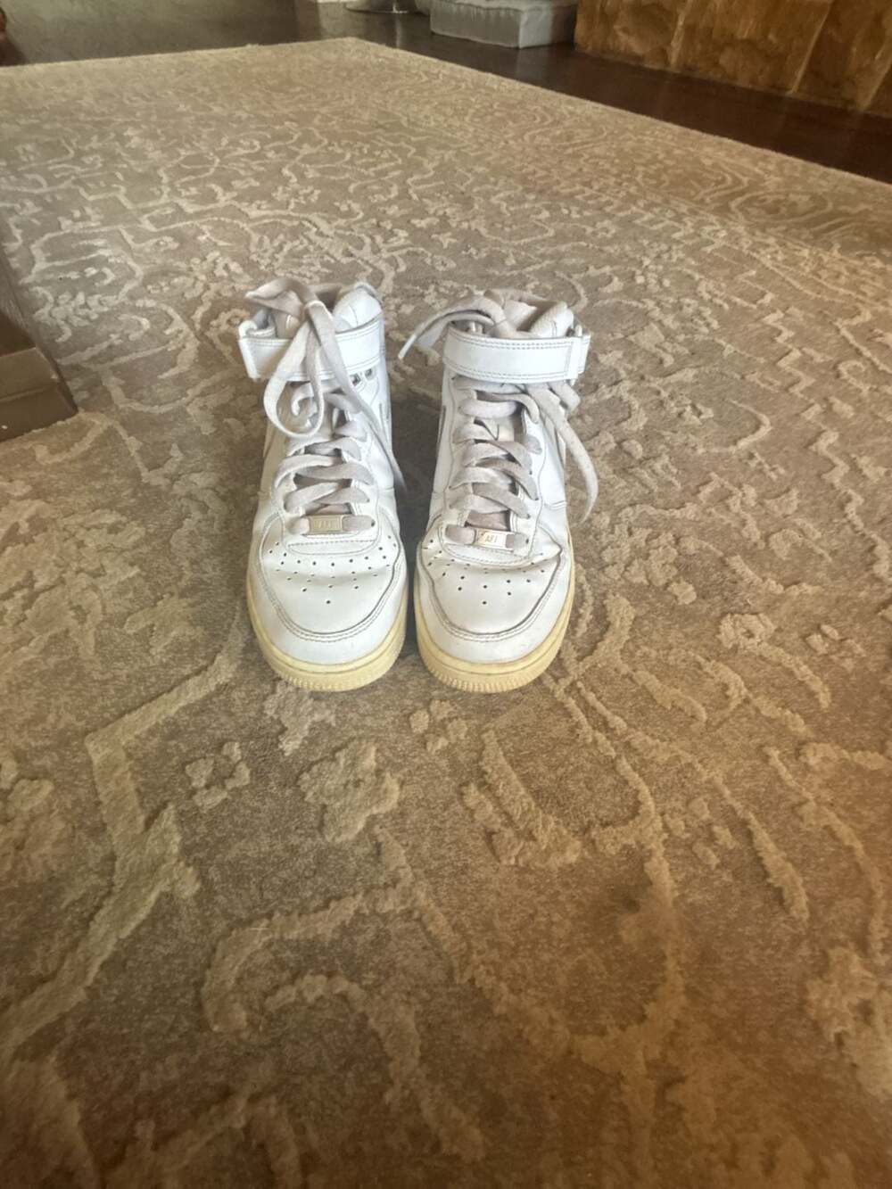 Nike Air Force 1 Mid '07 Triple White Basketball Shoes - Picture 5 of 6